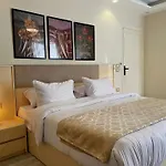 Zamalek Top-Notch 2Br