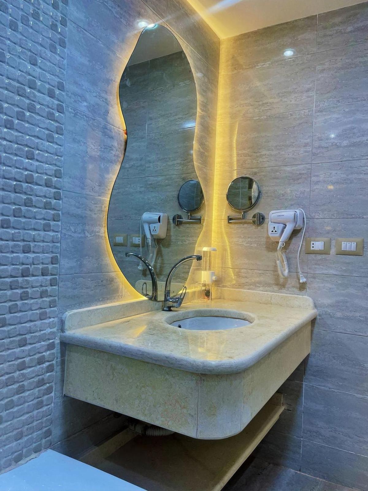 Zamalek Top-notch 2br Apartment Cairo