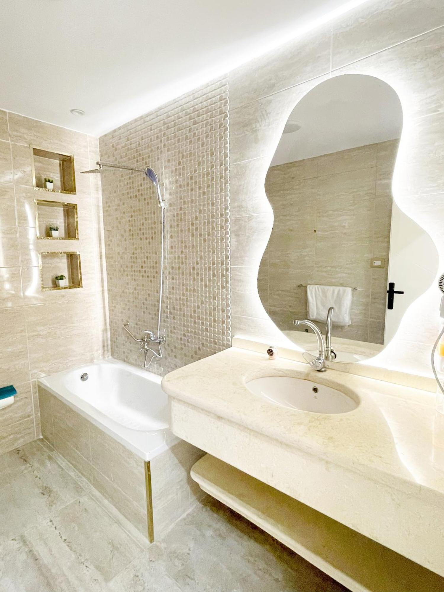 Zamalek Top-notch 2br Apartment Cairo